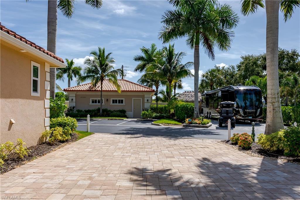 13596 Snook Circle Naples, FL 34114 - Photo 39 of 46