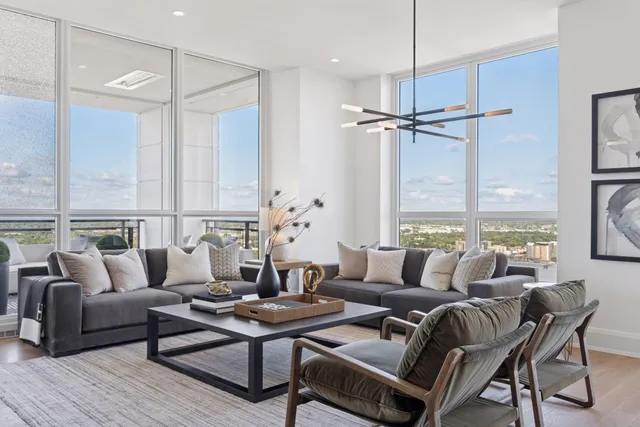 $2,295,000 | 1111 West River Parkway, Unit 35C, Minneapolis, MN 55415