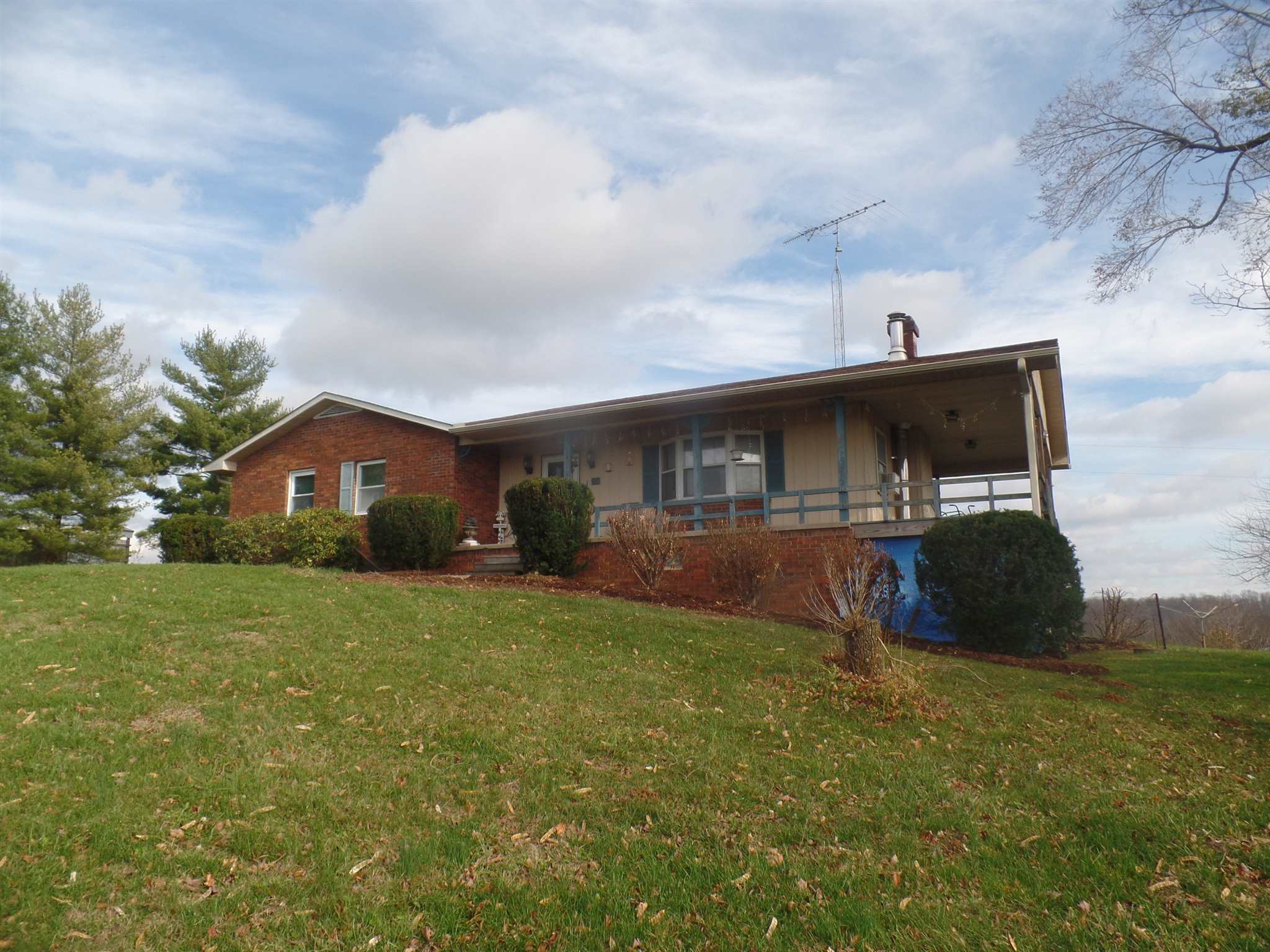 1097 South Walnut Grove Road Bloomfield, IN 47424 - Photo 16 of 18