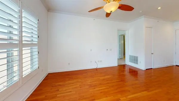 $3,099 | 2950 McKinney Avenue, Unit 424, Dallas, TX 75204