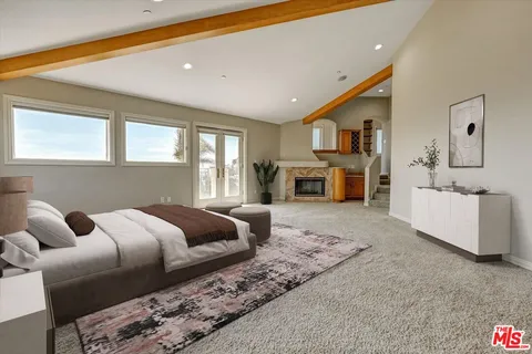 $2,998,000 | 1248 East Tujunga Avenue, Burbank, CA 91501