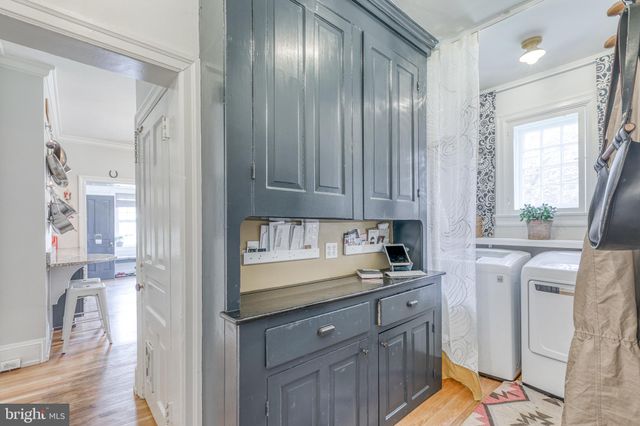 $650,000 | 125 West Springfield Avenue, Philadelphia, PA 19118
