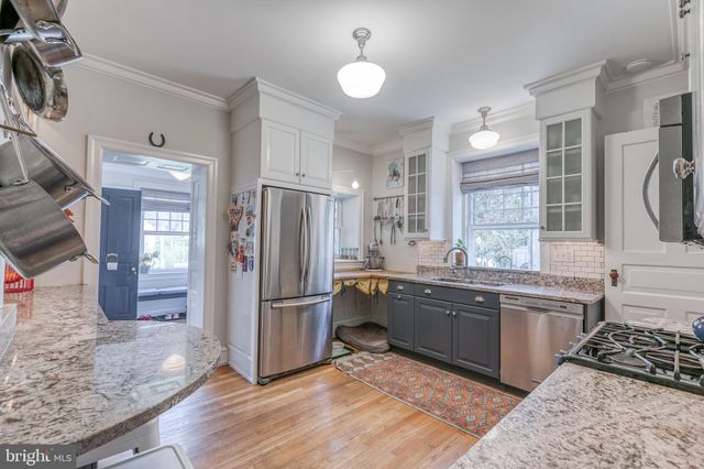$650,000 | 125 West Springfield Avenue, Philadelphia, PA 19118