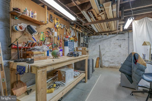 $650,000 | 125 West Springfield Avenue, Philadelphia, PA 19118