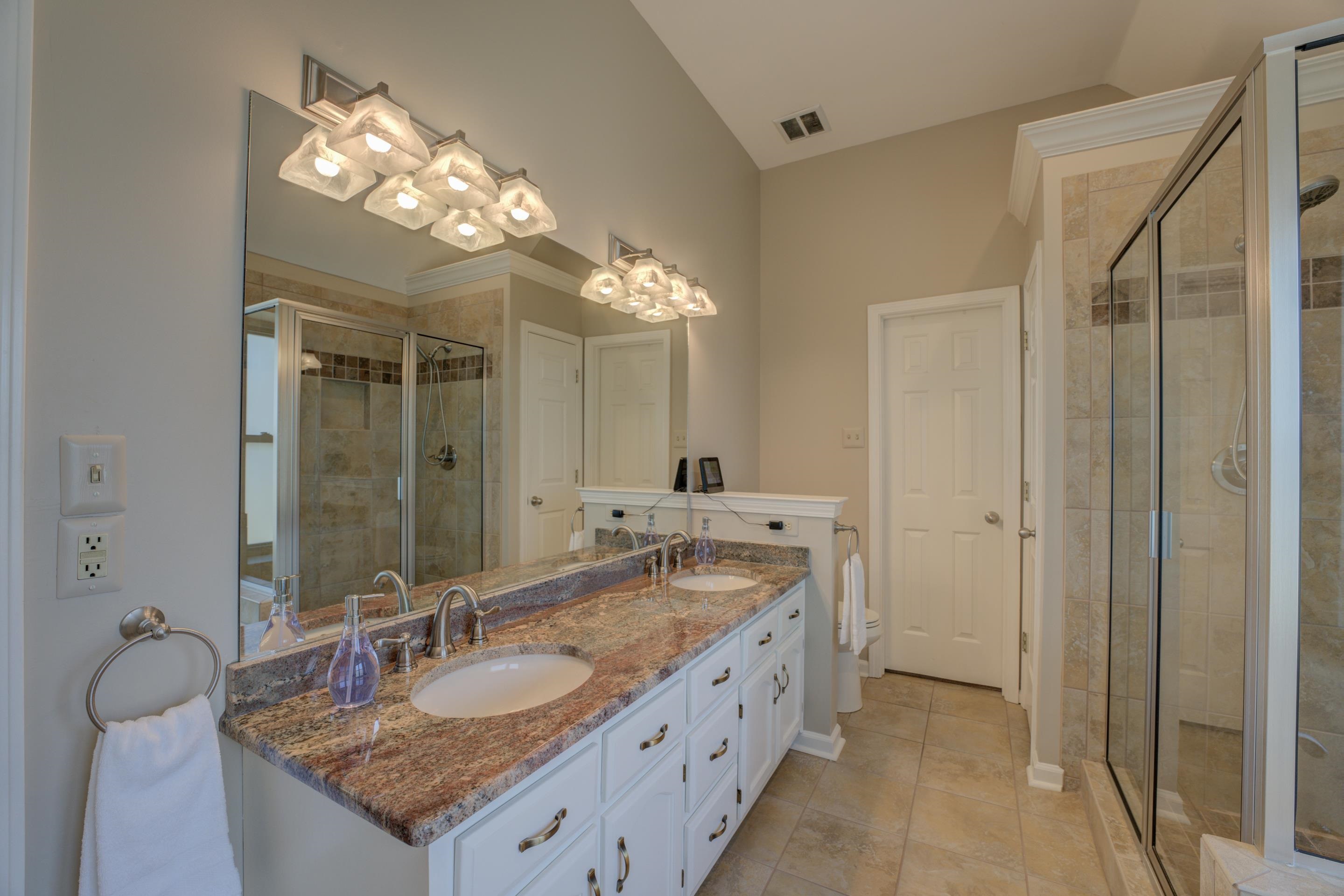 1360 Wolf Ridge Drive Collierville, TN 38017 - Photo 12 of 25 Gallery Image 12