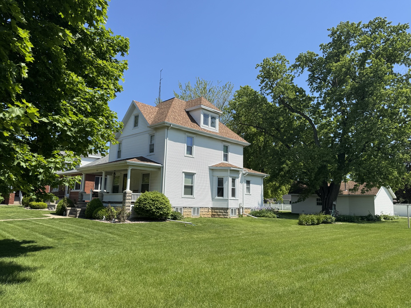 222 North Maple Street Herscher, IL 60941 - Photo 1 of 35