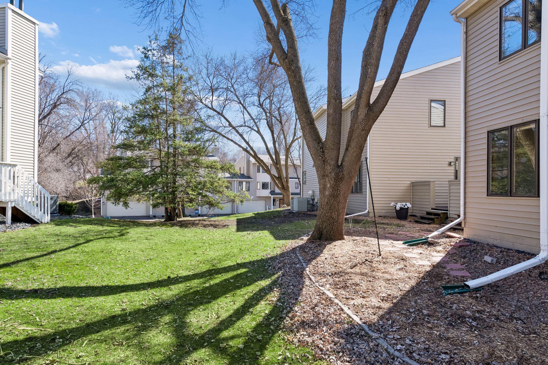 4943 Bayswater Road Minnetonka, MN 55345 - Photo 40 of 56