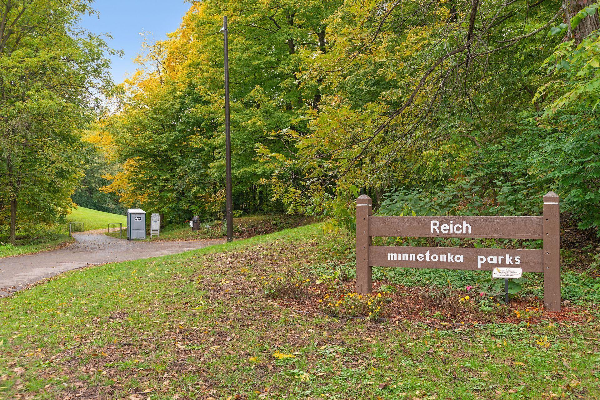 4943 Bayswater Road Minnetonka, MN 55345 - Photo 51 of 56