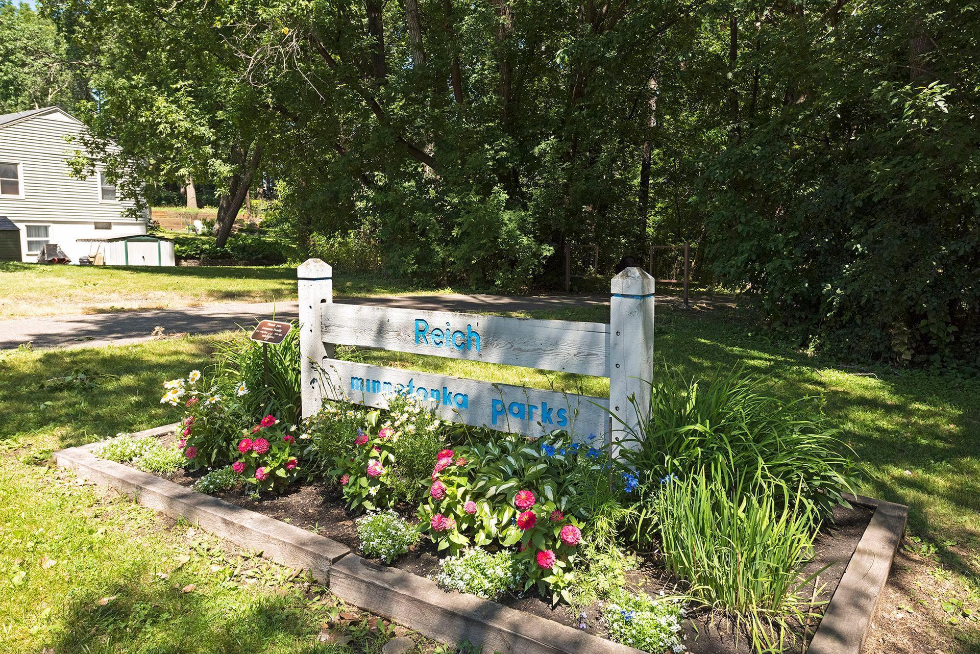 4943 Bayswater Road Minnetonka, MN 55345 - Photo 52 of 56