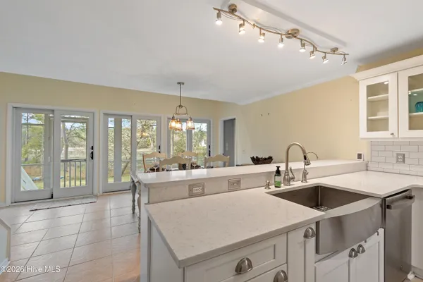 $899,900 | 1325 Marsh Line Court Southwest, Shallotte, NC 28470