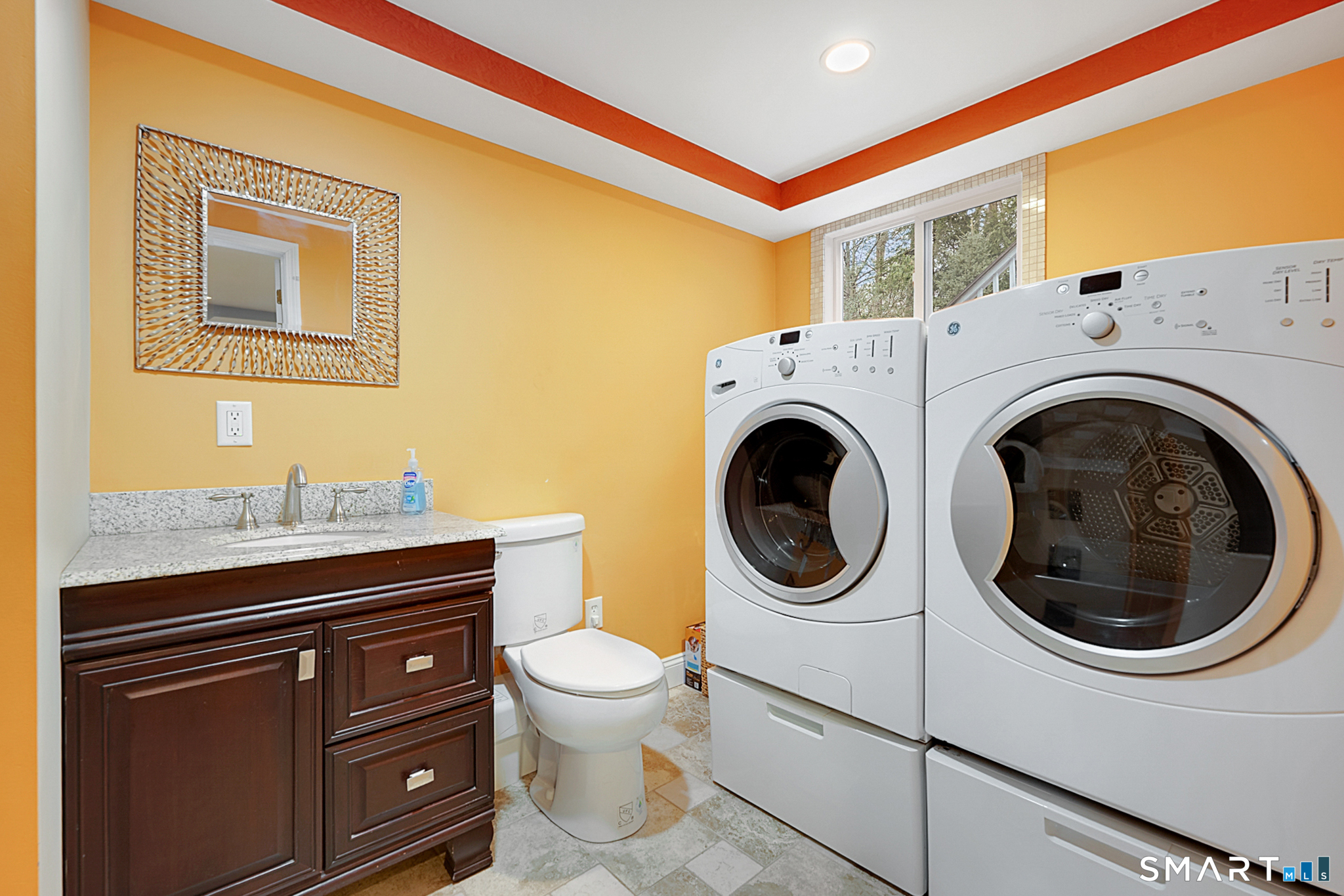 69 Strawberry Hill Road Bristol, CT 06010 - Photo 22 of 29