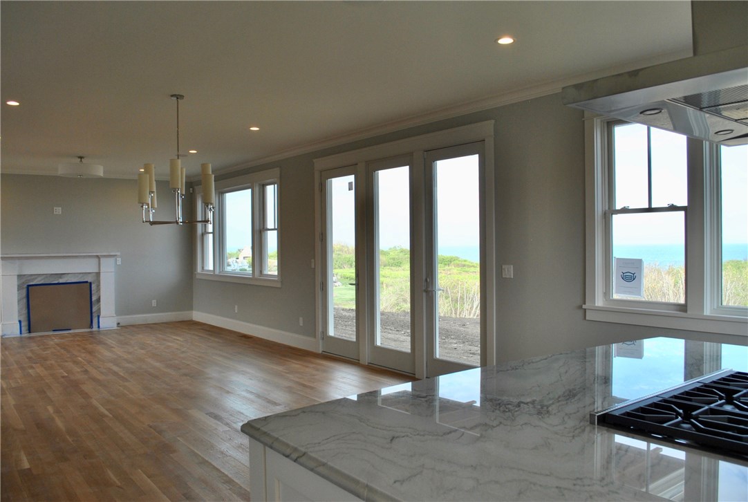 1028 Ocean Road Narragansett, RI 02882 - Photo 11 of 27