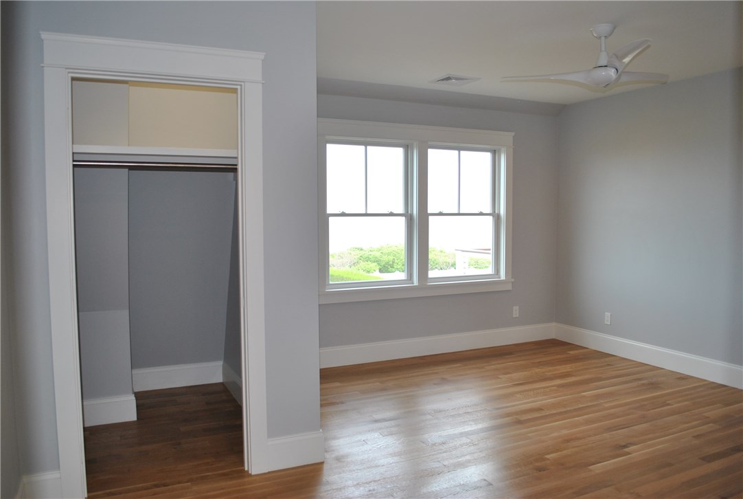 1028 Ocean Road Narragansett, RI 02882 - Photo 18 of 27
