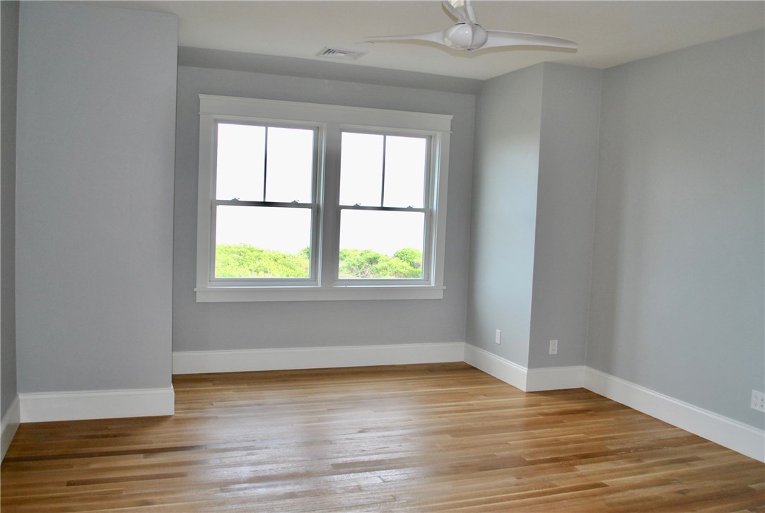 1028 Ocean Road Narragansett, RI 02882 - Photo 20 of 27