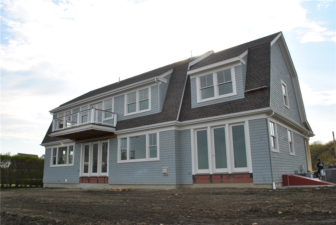 1028 Ocean Road Narragansett, RI 02882 - Photo 5 of 27