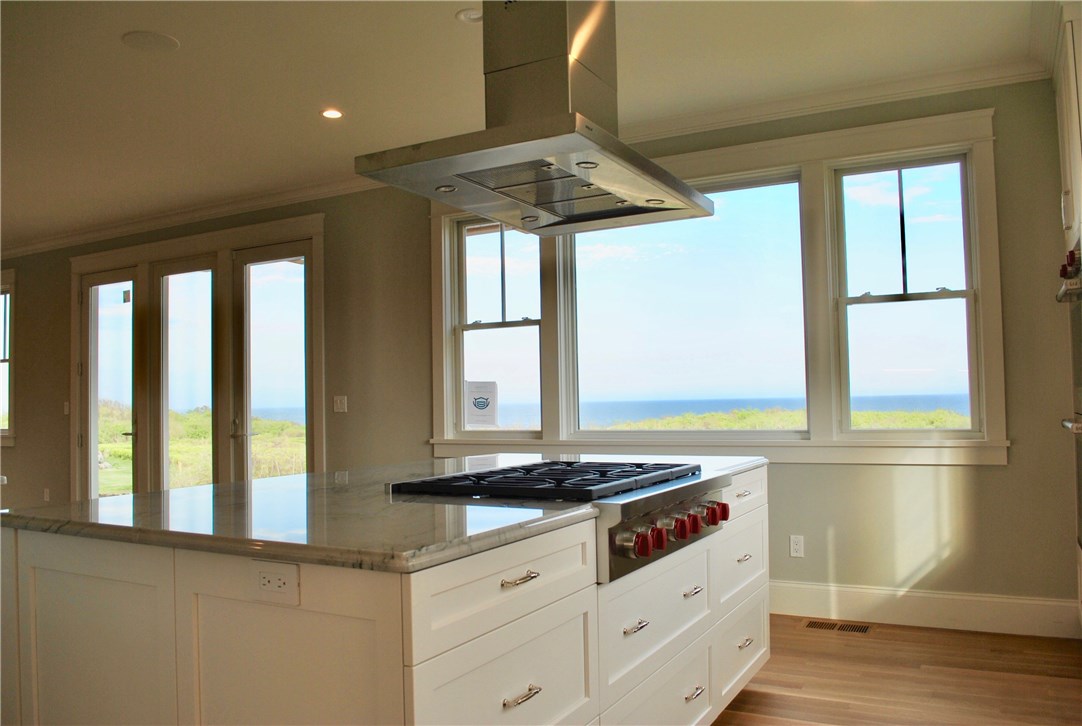 1028 Ocean Road Narragansett, RI 02882 - Photo 10 of 27