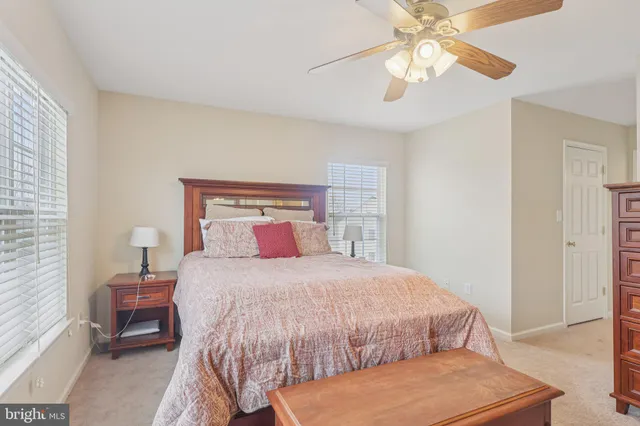 $699,999 | 17 Ridgeview Road, Delran, NJ 08075