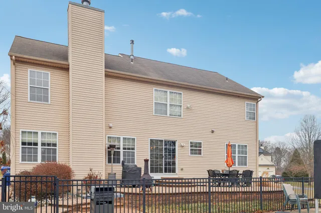 $699,999 | 17 Ridgeview Road, Delran, NJ 08075