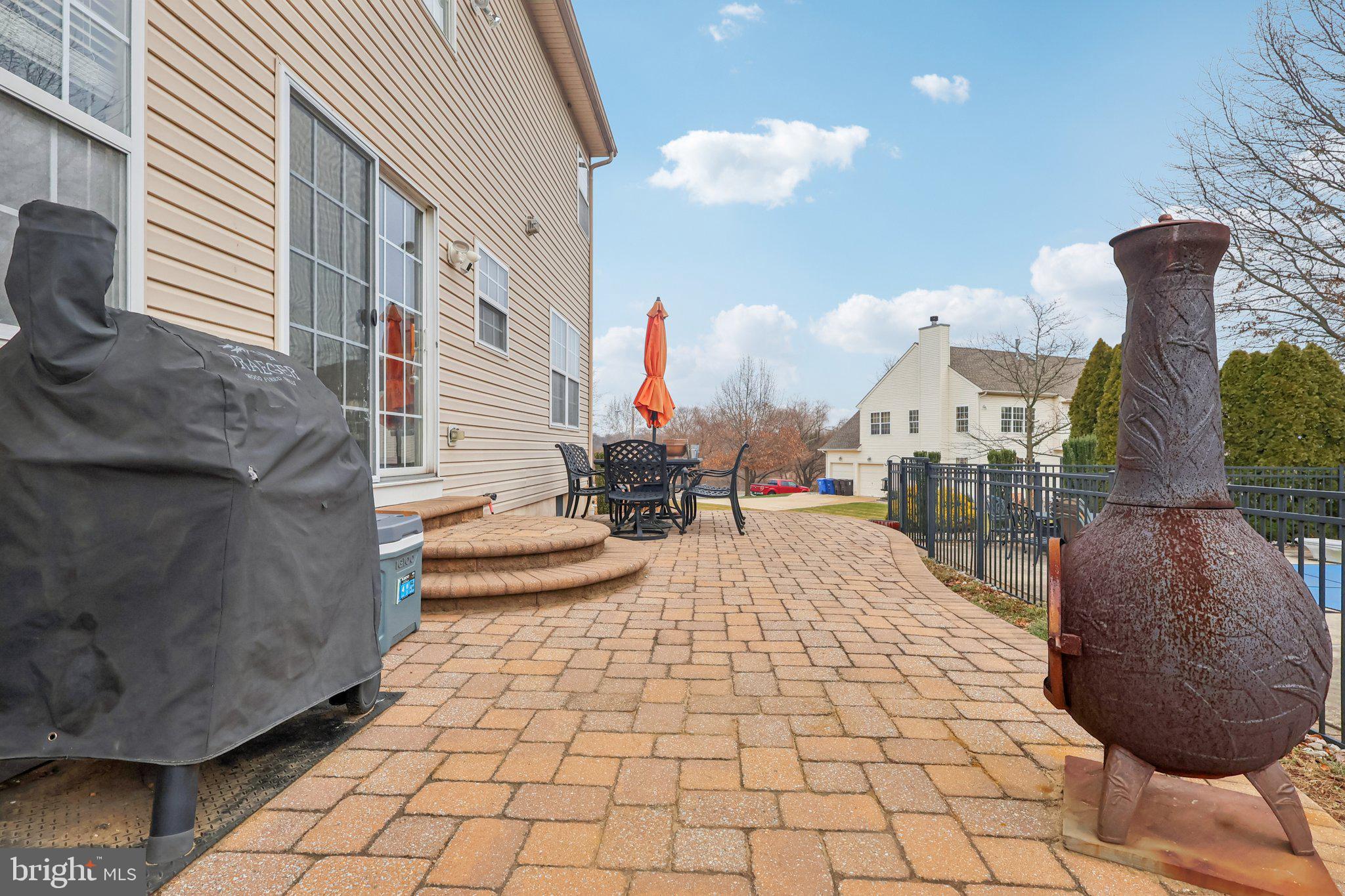 17 Ridgeview Road Delran, NJ 08075 - Photo 42 of 43 a outdoor space with lots of white furniture