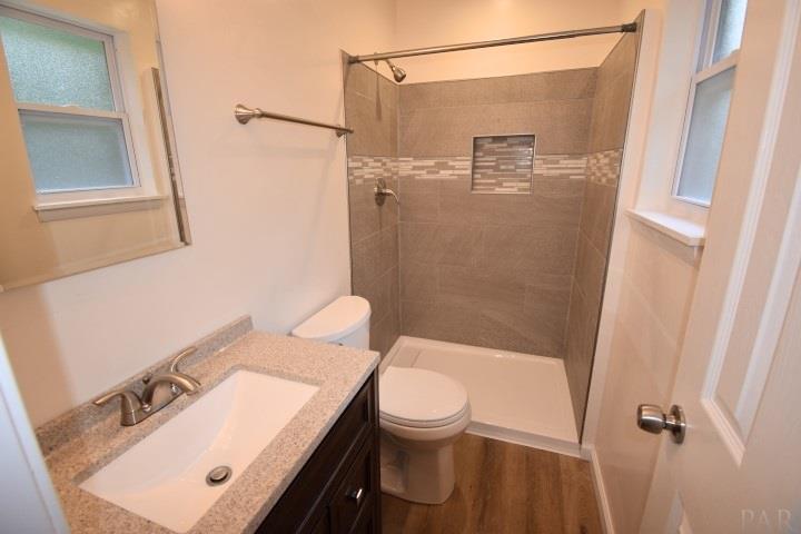 6900 Oakcliff Road Pensacola, FL 32526 - Photo 9 of 18 Gallery Image 9