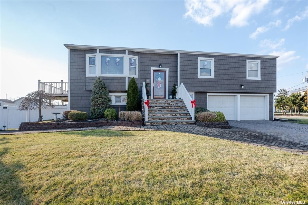 134 Beach Road Massapequa, NY 11758 - Photo 1 of 1 Gallery Image 1
