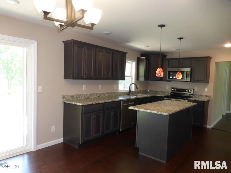 11273 Country Club Road Marion, IL 62959 - Photo 14 of 36 Gallery Image 14