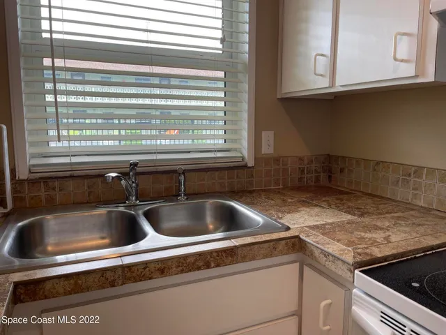 $1,500 | 5600 North Banana River Boulevard, Unit 25, Cocoa Beach, FL 32931