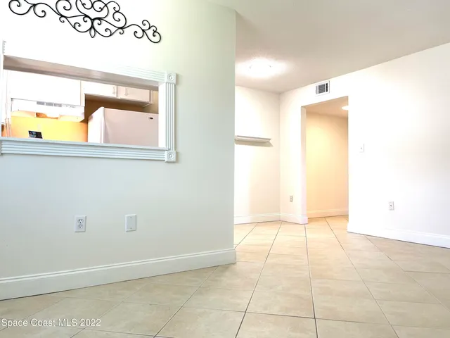 $1,500 | 5600 North Banana River Boulevard, Unit 25, Cocoa Beach, FL 32931