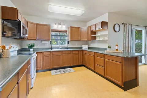 $800,000 | 1855 Mill Street, Unit A, Wailuku, HI 96793