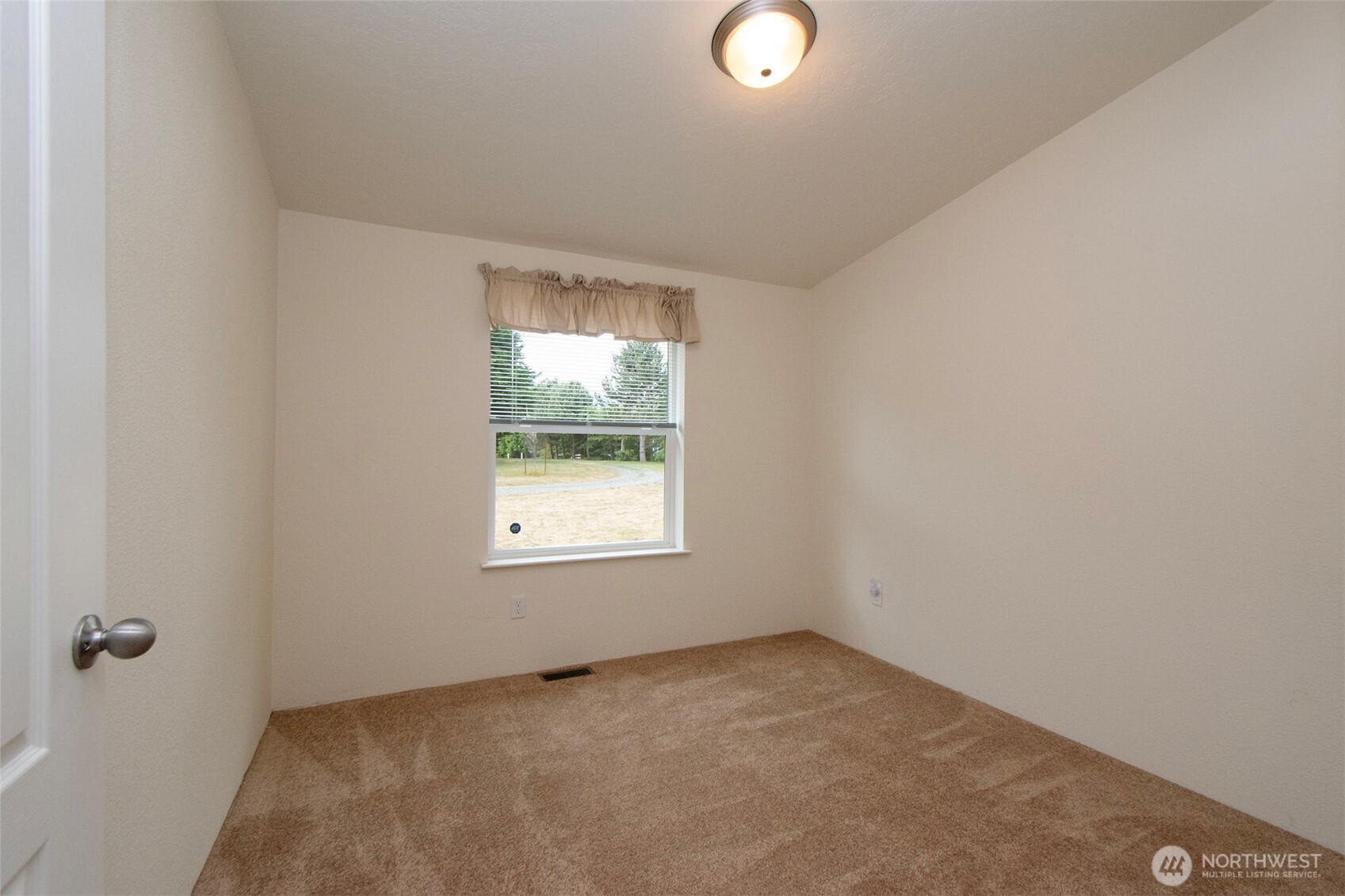 285 Bon Jon View Way Sequim, WA 98382 - Photo 15 of 40