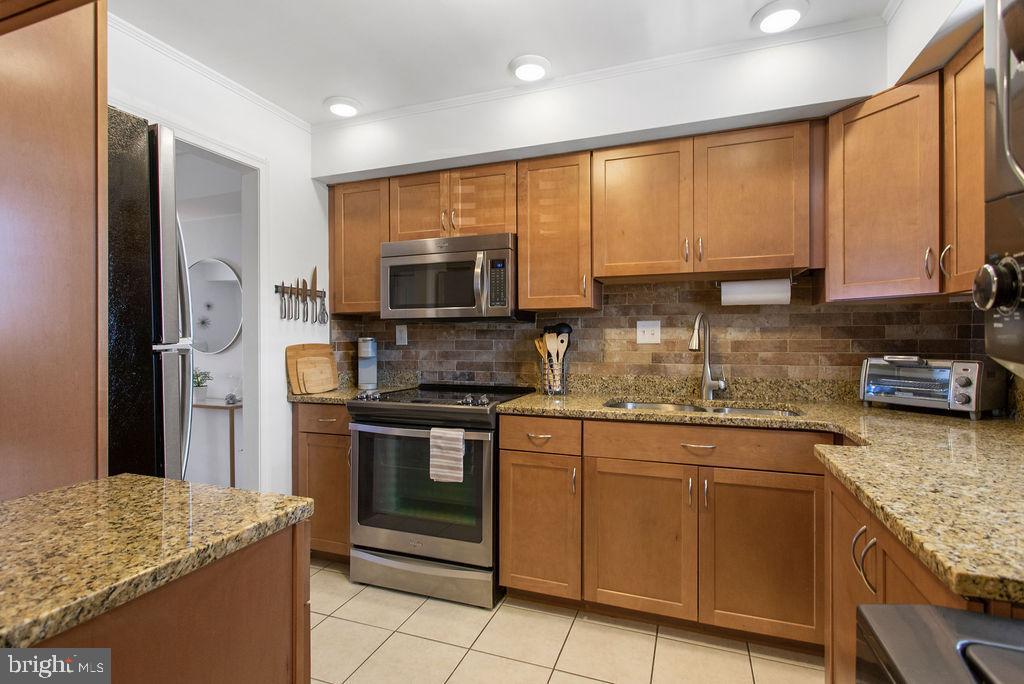 1738 Devers Road York, PA 17404 - Photo 10 of 21
