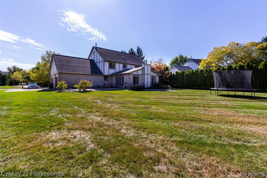 1244 Rothwell Drive Troy, MI 48084 - Photo 44 of 48 Gallery Image 44