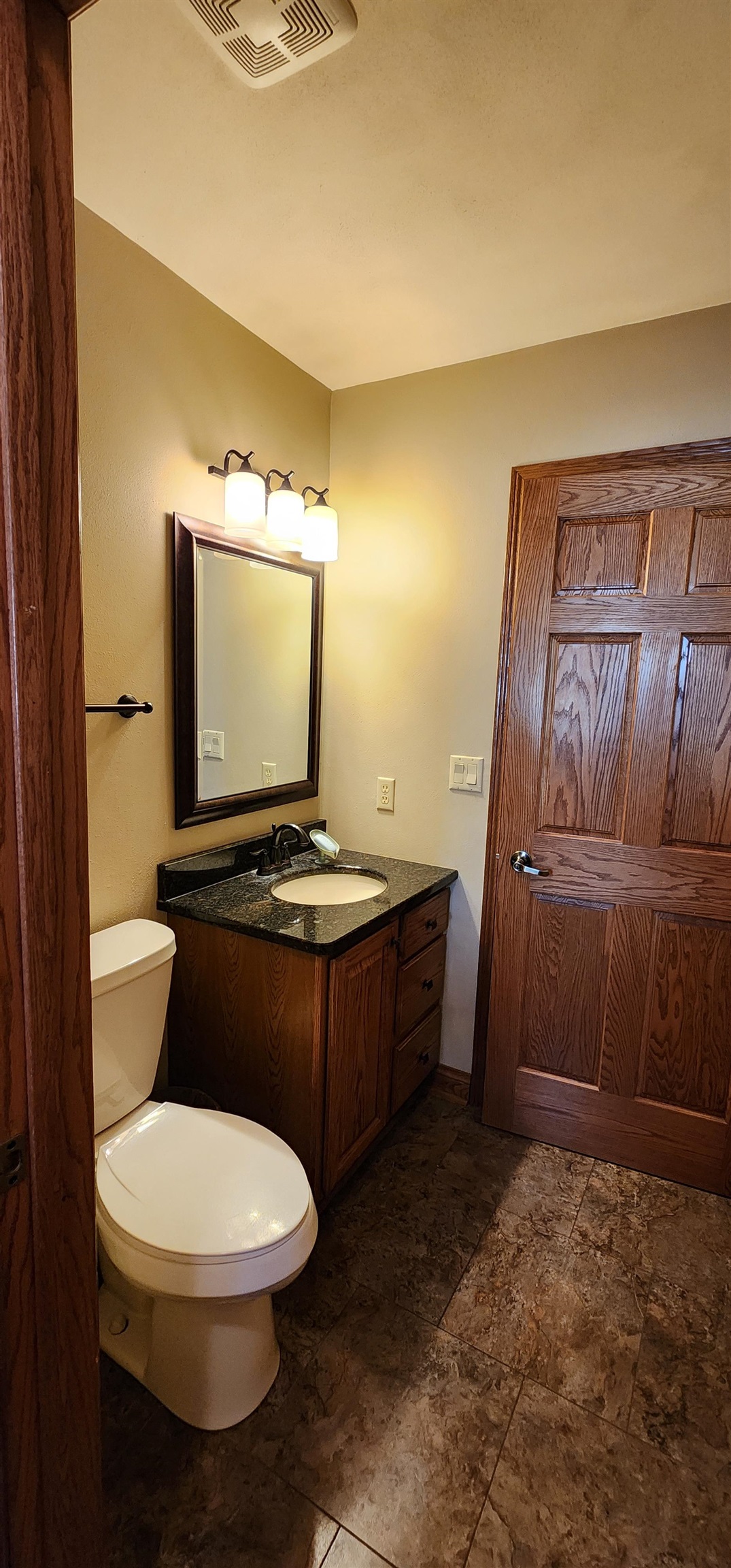 W2286 Valleywood Lane Appleton, WI 54915 - Photo 13 of 20