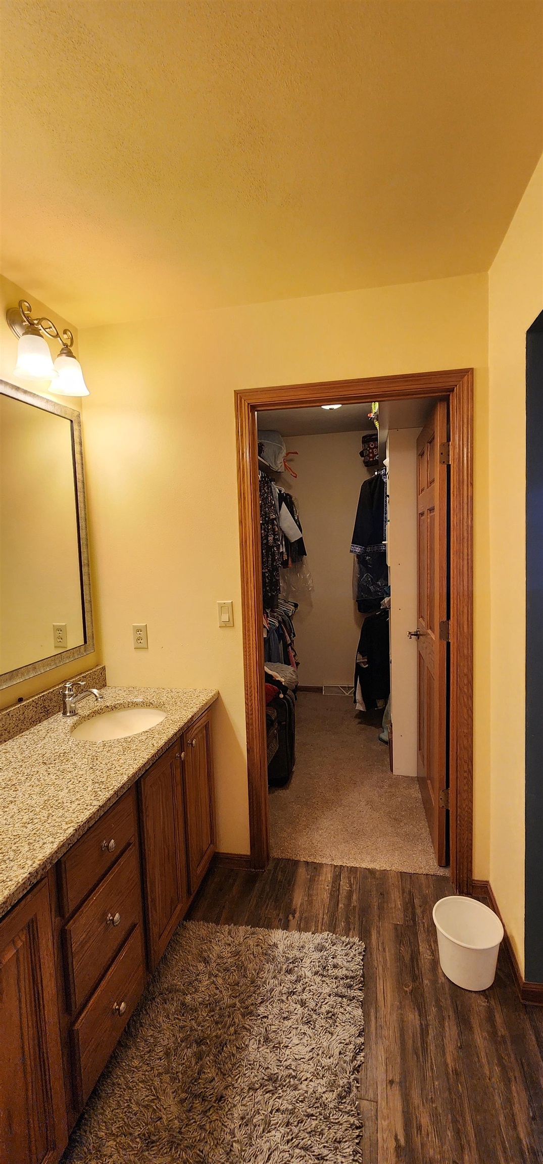 W2286 Valleywood Lane Appleton, WI 54915 - Photo 4 of 20