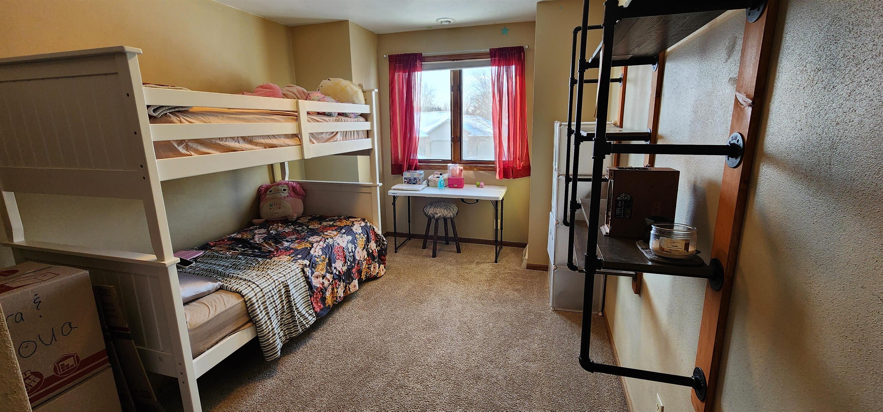 W2286 Valleywood Lane Appleton, WI 54915 - Photo 6 of 20