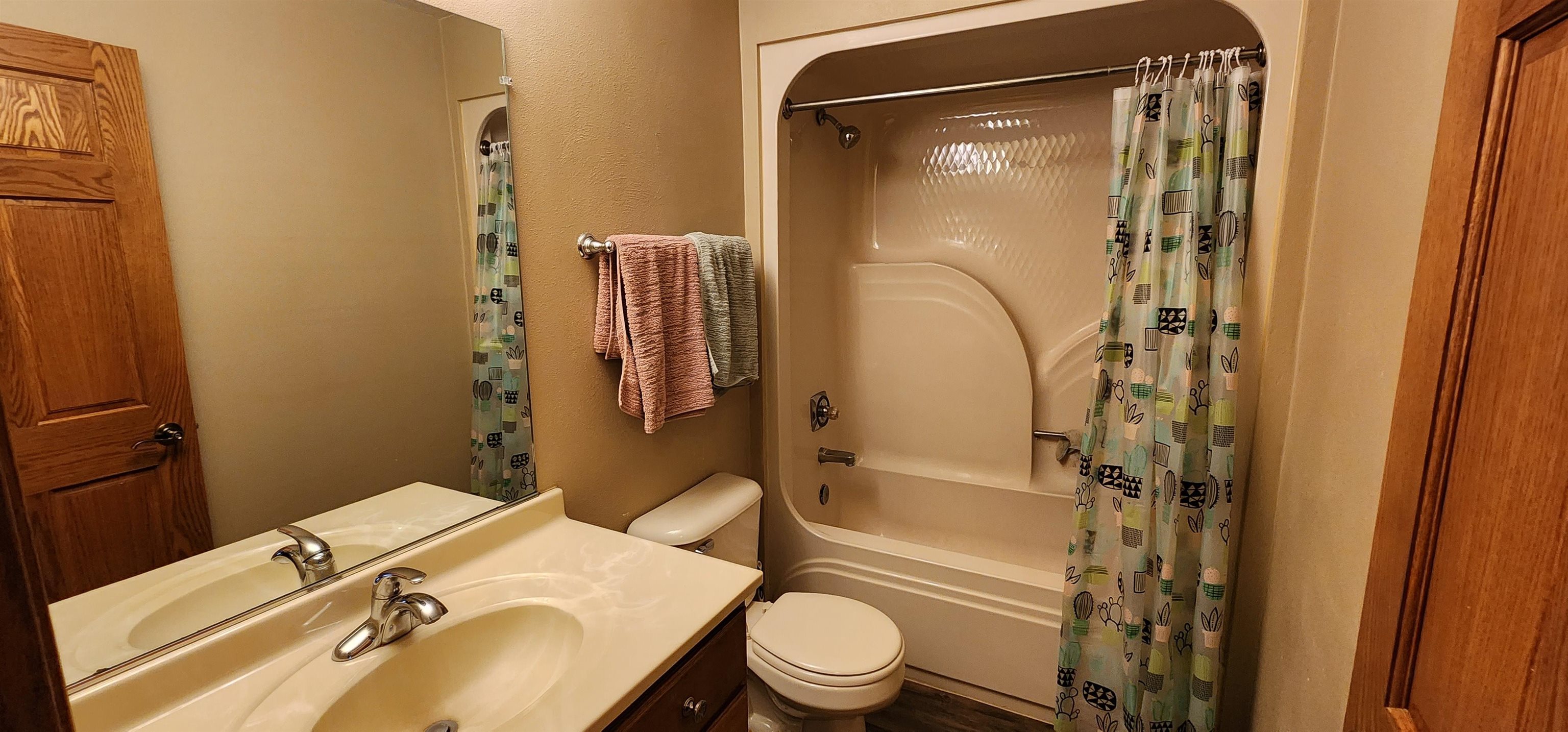 W2286 Valleywood Lane Appleton, WI 54915 - Photo 7 of 20