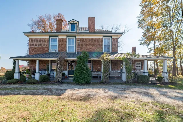 $1,099,900 | 2416 Lowesville Road, Amherst, VA 24521
