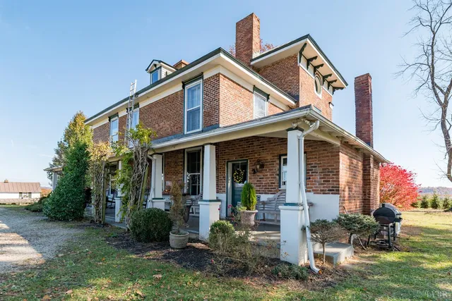 $1,099,900 | 2416 Lowesville Road, Amherst, VA 24521