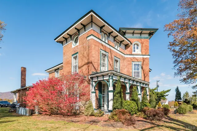 $1,099,900 | 2416 Lowesville Road, Amherst, VA 24521