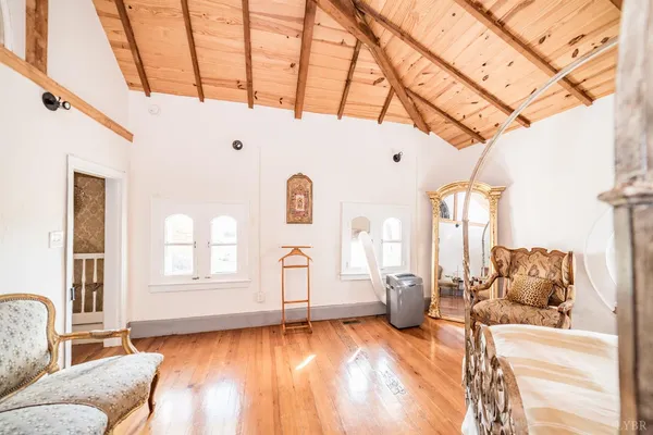 $1,099,900 | 2416 Lowesville Road, Amherst, VA 24521