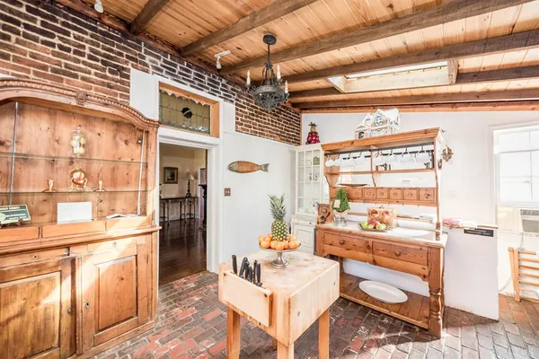 $1,099,900 | 2416 Lowesville Road, Amherst, VA 24521