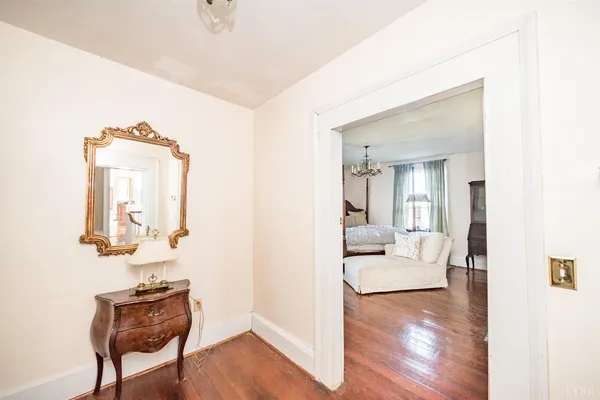 $1,099,900 | 2416 Lowesville Road, Amherst, VA 24521