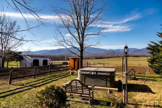 $1,099,900 | 2416 Lowesville Road, Amherst, VA 24521