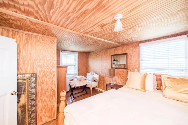 $1,099,900 | 2416 Lowesville Road, Amherst, VA 24521