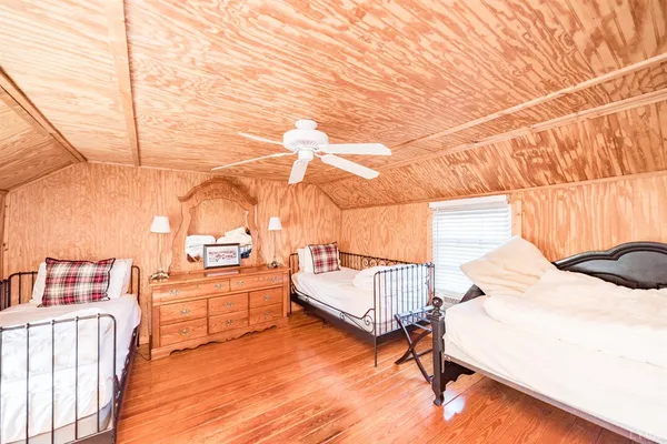 $1,099,900 | 2416 Lowesville Road, Amherst, VA 24521