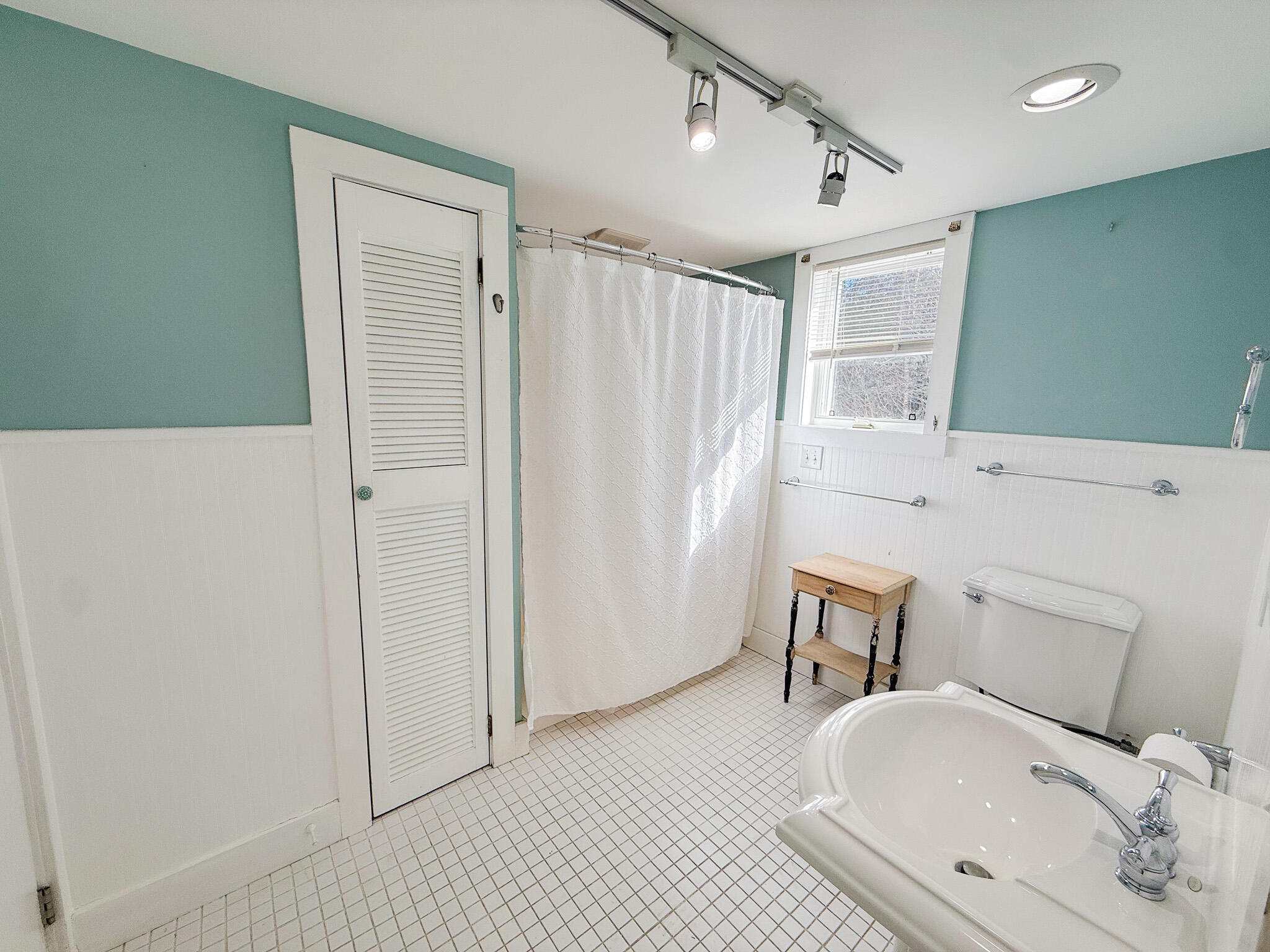 502 Newbury Neck Road Surry, ME 04684 - Photo 18 of 40 502 Newbury Neck Road