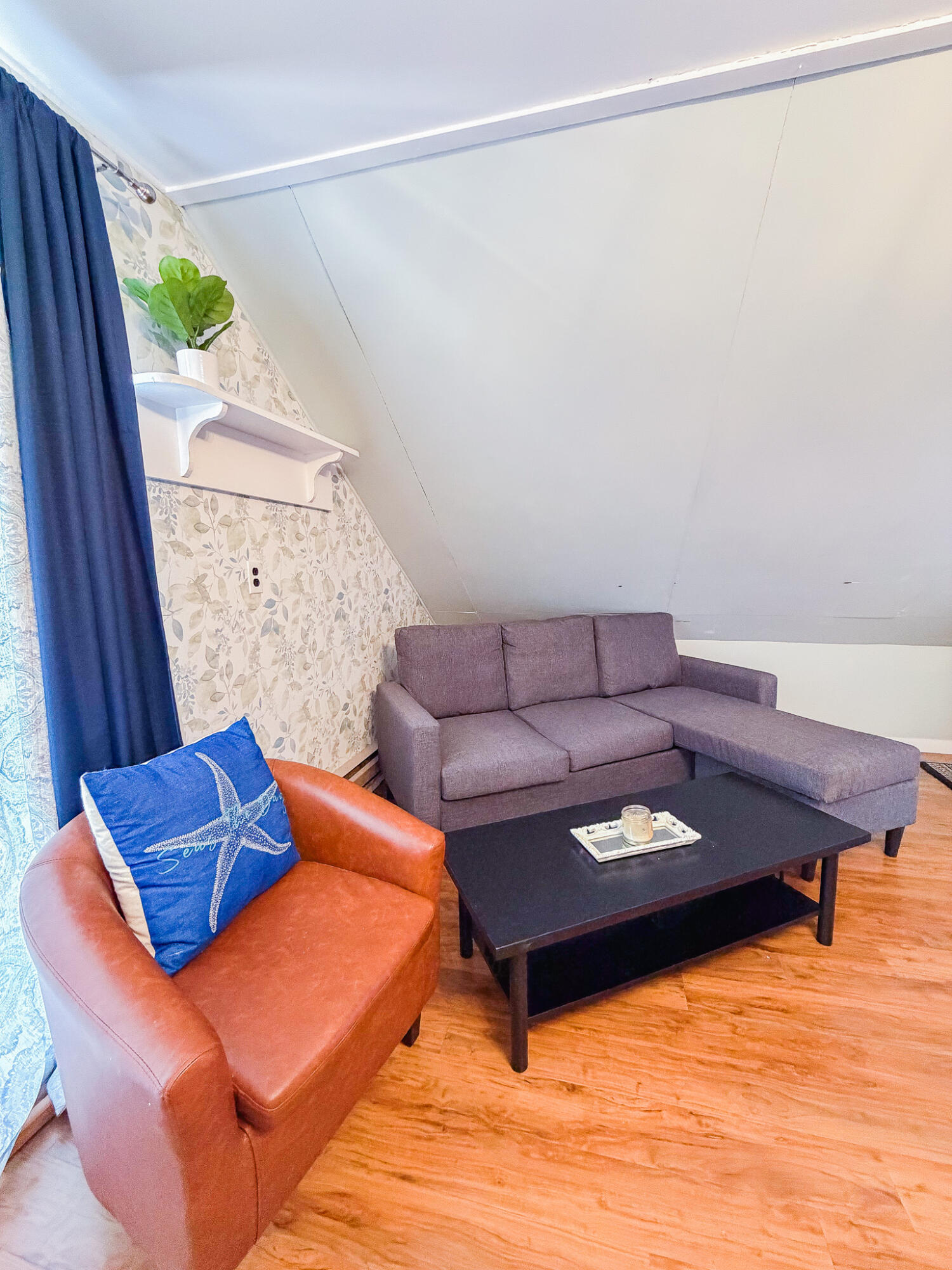 502 Newbury Neck Road Surry, ME 04684 - Photo 25 of 38 seating area upstairs