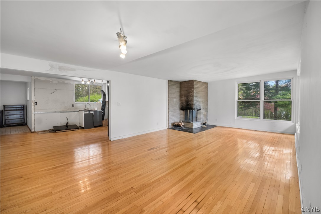 4155 Makyes Road Onondaga, NY 13215 - Photo 8 of 23