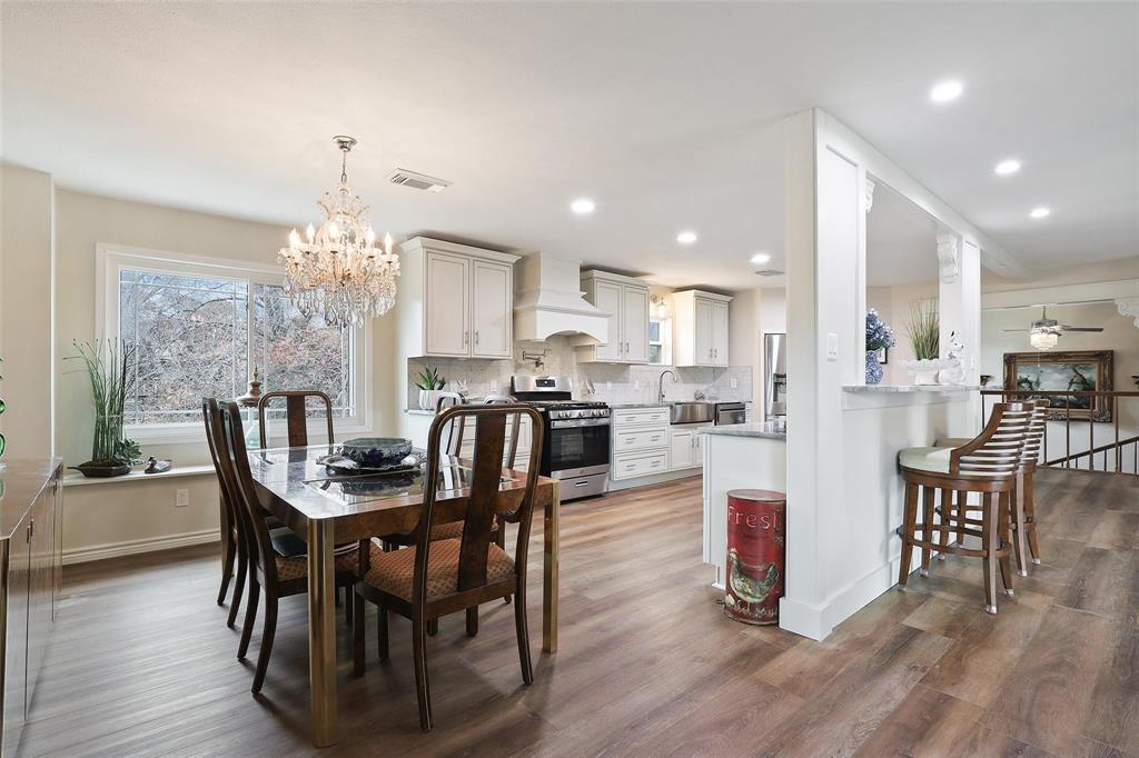 110 Vanshire Road West Lakeside, TX 76108 - Photo 11 of 34 Dining and breakfast bar open to spacious living area!