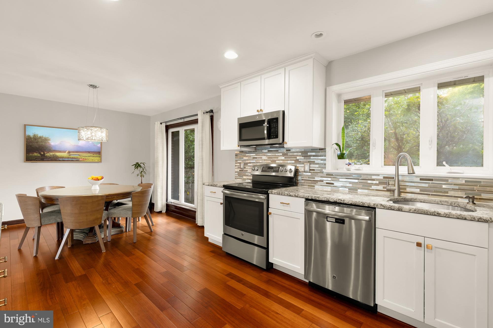 5910 Greentree Road Bethesda, MD 20817 - Photo 10 of 34 Gallery Image 10